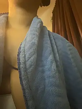 nickytheehawtie online show from March 2026 02:08:02 PM