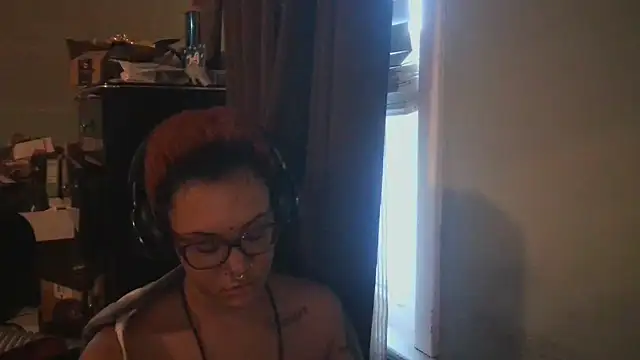 nickytheehawtie online show from February 2026 10:29:01 PM