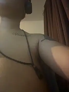 nickytheehawtie online show from March 2026 01:17:02 AM