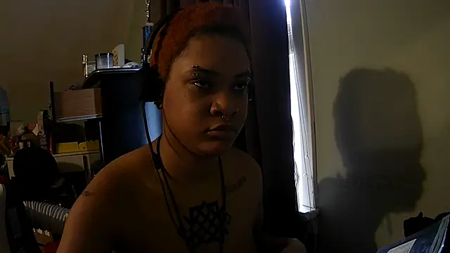 nickytheehawtie online show from May 2026 05:07:01 PM