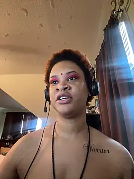 nickytheehawtie online show from February 2026 06:10:02 PM