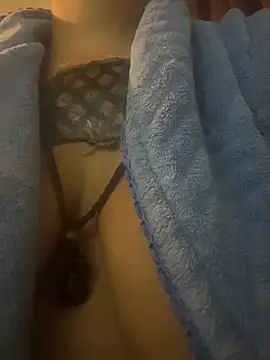 nickytheehawtie online show from March 2026 04:08:01 PM