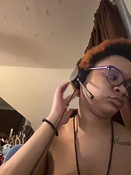 nickytheehawtie online show from March 2026 02:19:01 AM