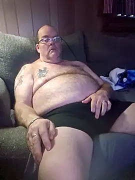Snapshot of mrwizard4570 chatting on April 2026 10:44:01 AM mrwizard4570 online show from April 2026 10:44:01 AM