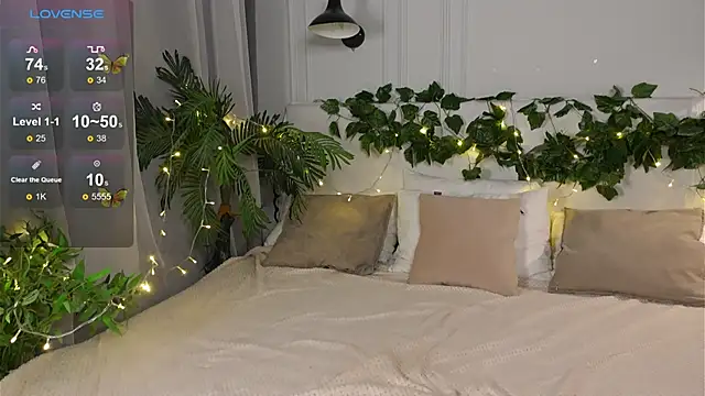 Snapshot of Elfa_Mirielle chatting on December 2025 06:56:02 AM Elfa Mirielle online show from December 2025 06:56:02 AM