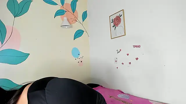Alondra zaaens online show from March 2025 06:50:01 PM