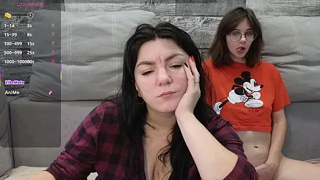 Vika loves you online show from November 2025 02:38:02 AM