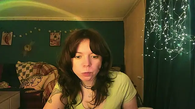 Snapshot of ClancyMorissey chatting on April 2026 05:26:02 PM ClancyMorissey online show from April 2026 05:26:02 PM