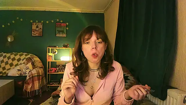 ClancyMorissey online show from November 2025 08:12:01 PM