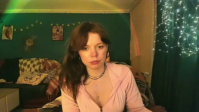 Snapshot of ClancyMorissey chatting on May 2026 05:01:01 PM ClancyMorissey online show from May 2026 05:01:01 PM