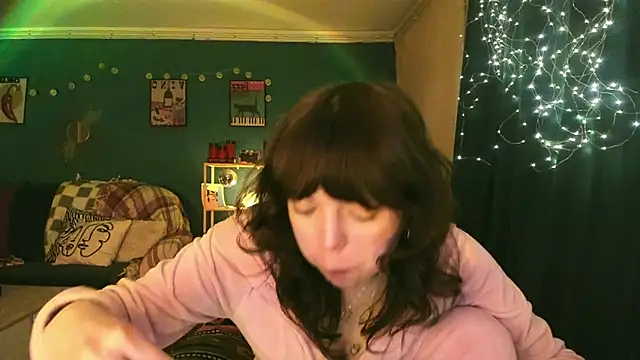 ClancyMorissey online show from March 2026 06:41:01 PM