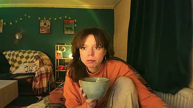 ClancyMorissey online show from November 2025 06:45:01 PM