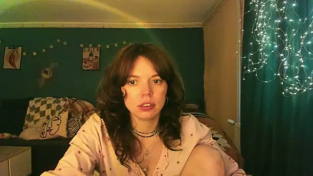 Snapshot of ClancyMorissey chatting on May 2026 05:22:01 PM ClancyMorissey online show from May 2026 05:22:01 PM