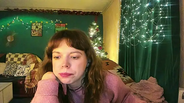 ClancyMorissey online show from December 2025 06:34:02 PM