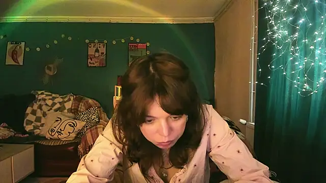 Snapshot of ClancyMorissey chatting on May 2026 04:44:01 PM ClancyMorissey online show from May 2026 04:44:01 PM