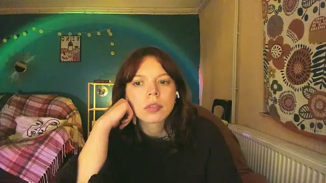 Snapshot of ClancyMorissey chatting on February 2025 11:48:02 PM ClancyMorissey online show from February 2025 11:48:02 PM