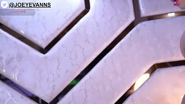 JOEYEVANS online show from December 2025 02:55:02 AM