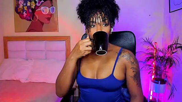 AitanaBrown  online show from May 2026 01:27:01 PM