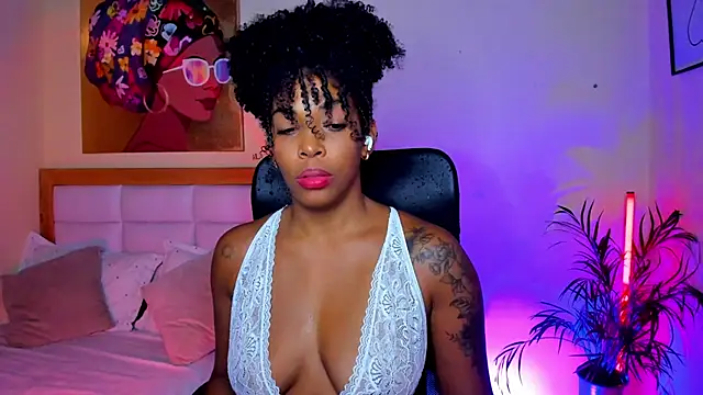 AitanaBrown  online show from April 2026 03:19:02 PM