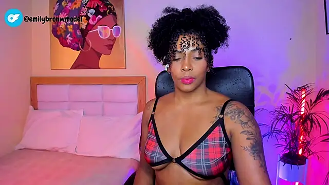 Snapshot of AitanaBrown_ chatting on June 2026 09:30:02 PM AitanaBrown online show from June 2026 09:30:02 PM