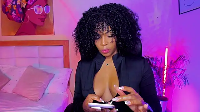 AitanaBrown  online show from February 2026 09:26:01 PM