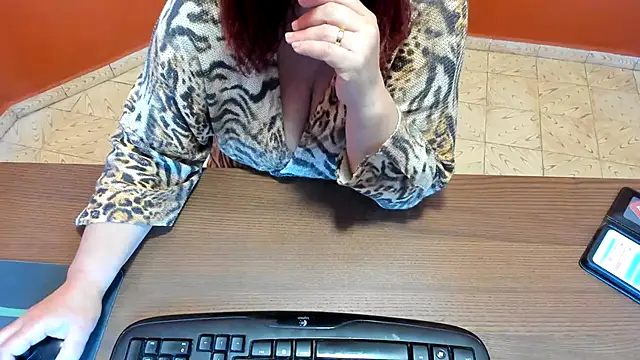 NikkiHolland online show from March 2026 09:31:01 AM