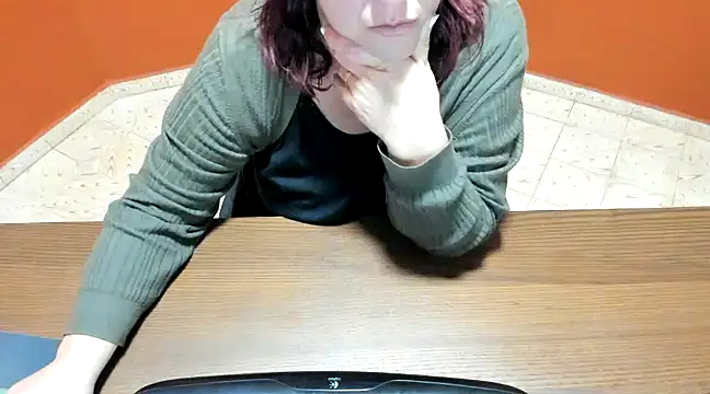 NikkiHolland online show from January 2025 07:49:01 AM
