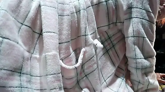 xykenrah48 online show from April 2026 03:23:01 AM