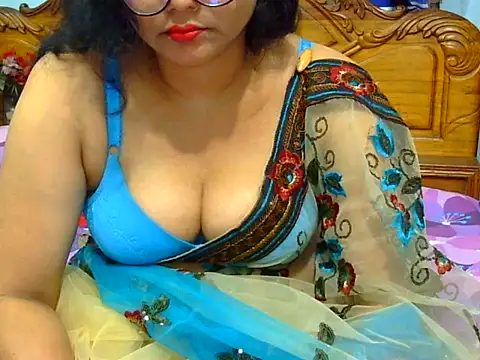 Daneldayna online show from April 2026 11:11:01 AM
