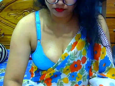 Daneldayna online show from June 2026 06:20:01 PM