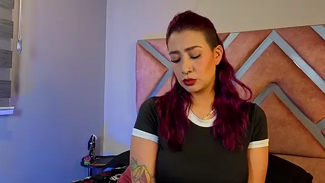  kelly hous36 online show from November 2025 01:26:01 PM