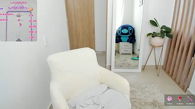 Katysmith26 online show from April 2026 04:31:01 PM