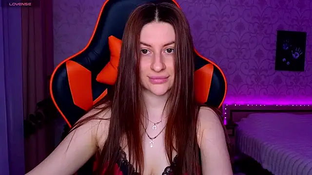 Elishka  online show from April 2026 09:31:01 PM