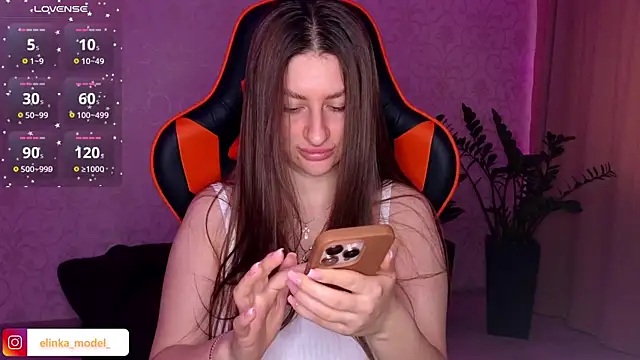 Elishka  online show from September 2025 05:14:01 AM