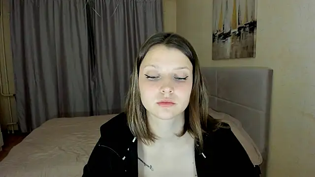 SoniNesti online show from October 2025 04:52:02 PM