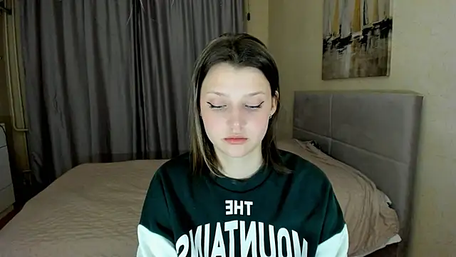 SoniNesti online show from October 2025 03:13:02 PM