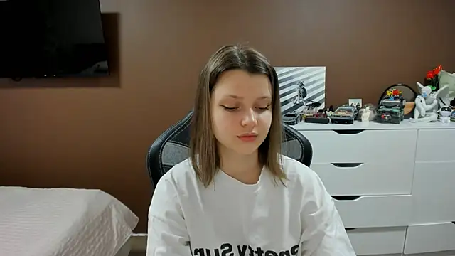 SoniNesti online show from March 2026 02:44:01 PM