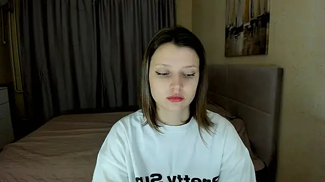 SoniNesti online show from October 2025 02:47:02 PM