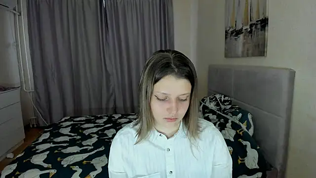 SoniNesti online show from September 2025 03:03:02 PM