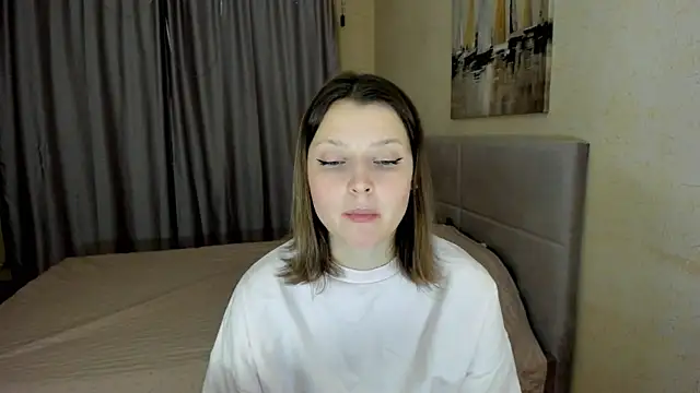 SoniNesti online show from October 2025 03:23:01 PM