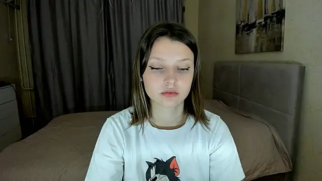 SoniNesti online show from October 2025 02:28:02 PM