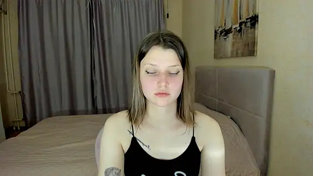 SoniNesti online show from October 2025 04:17:01 PM