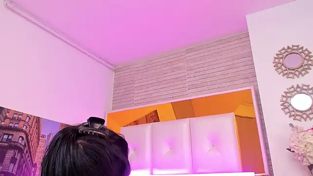 ShaniaBrownn online show from January 2026 07:50:01 PM