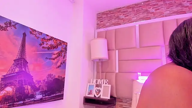 ShaniaBrownn online show from March 2026 07:51:01 PM