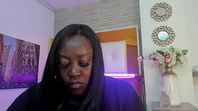 Snapshot of ShaniaBrownn chatting on November 2025 08:01:01 PM ShaniaBrownn online show from November 2025 08:01:01 PM