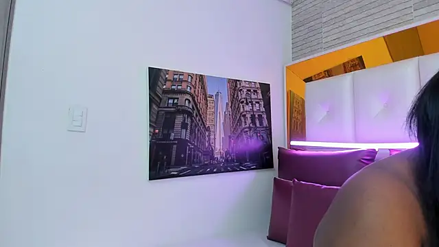 Snapshot of ShaniaBrownn chatting on December 2025 08:08:02 PM ShaniaBrownn online show from December 2025 08:08:02 PM