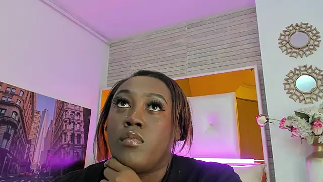 Snapshot of ShaniaBrownn chatting on October 2025 07:47:02 PM ShaniaBrownn online show from October 2025 07:47:02 PM