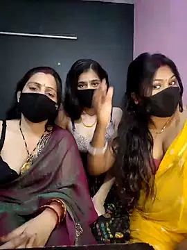 cutee  crazy online show from February 2026 01:57:01 PM