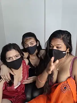 cutee  crazy online show from May 2026 12:55:02 PM