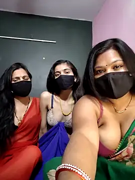 cutee  crazy online show from March 2026 02:01:02 PM